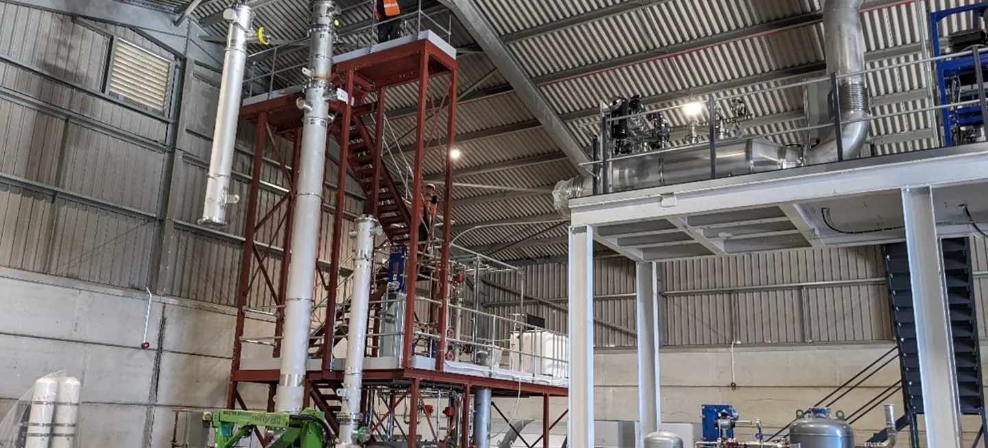 Negative Emissions Cogeneration Technology Plant Columns Crane