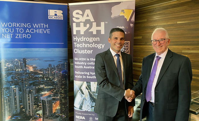 Jorge Martin Gistau (Left) with SA-H2H Chairman Graham Dooley (Right)